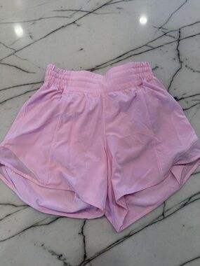 lululemon athletica Light Pink Hotty Hot Shorts high rise 4”